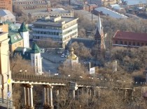фото храма святой мученицы Татианы (Татьяны) со смотровой площадки, Владивосток, 111Кбт